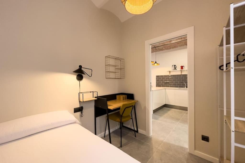 Bebarceloner Sants - 2 Bedrooms Barcellona
